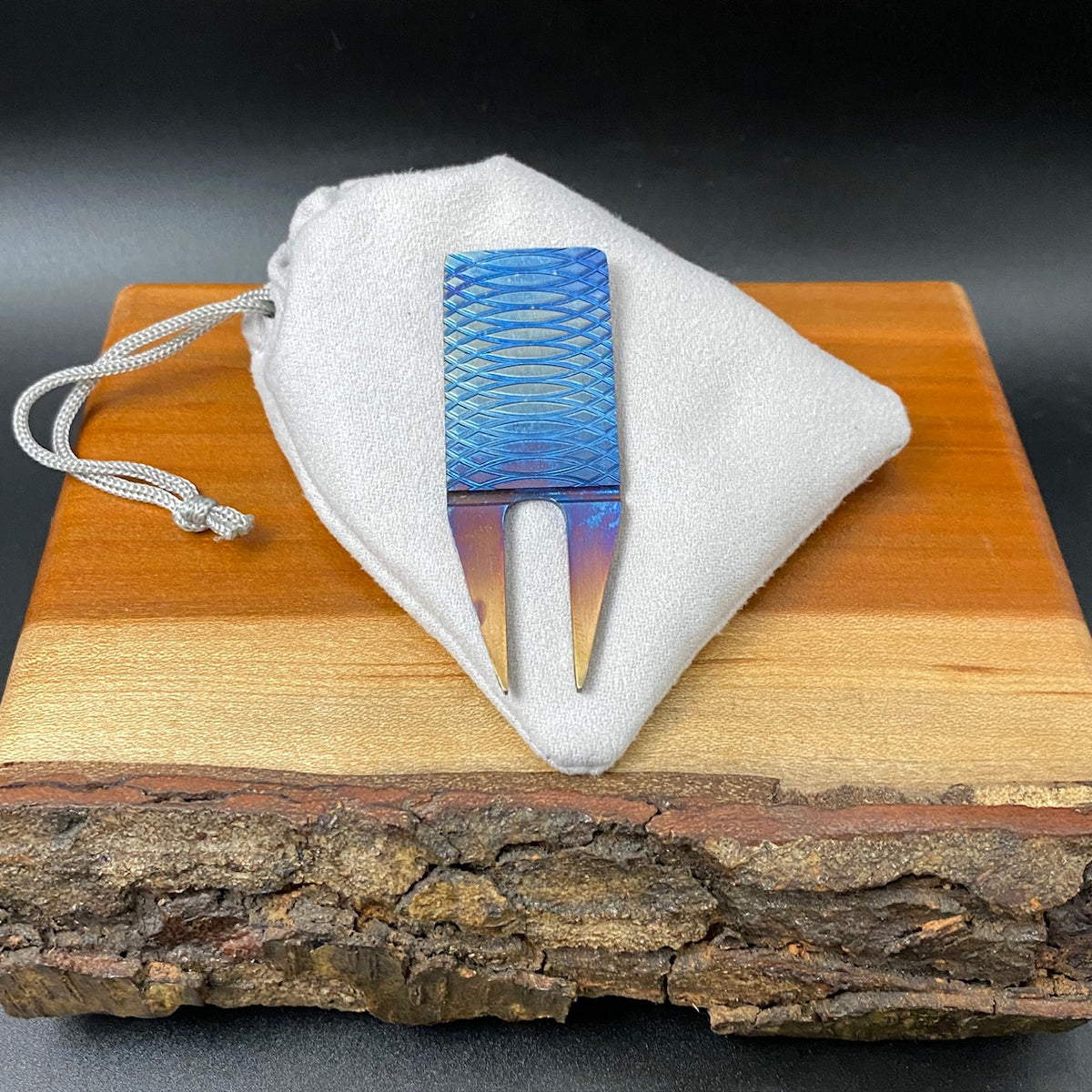 Limited Edition Hot Blue Milled Divot Repair Tool