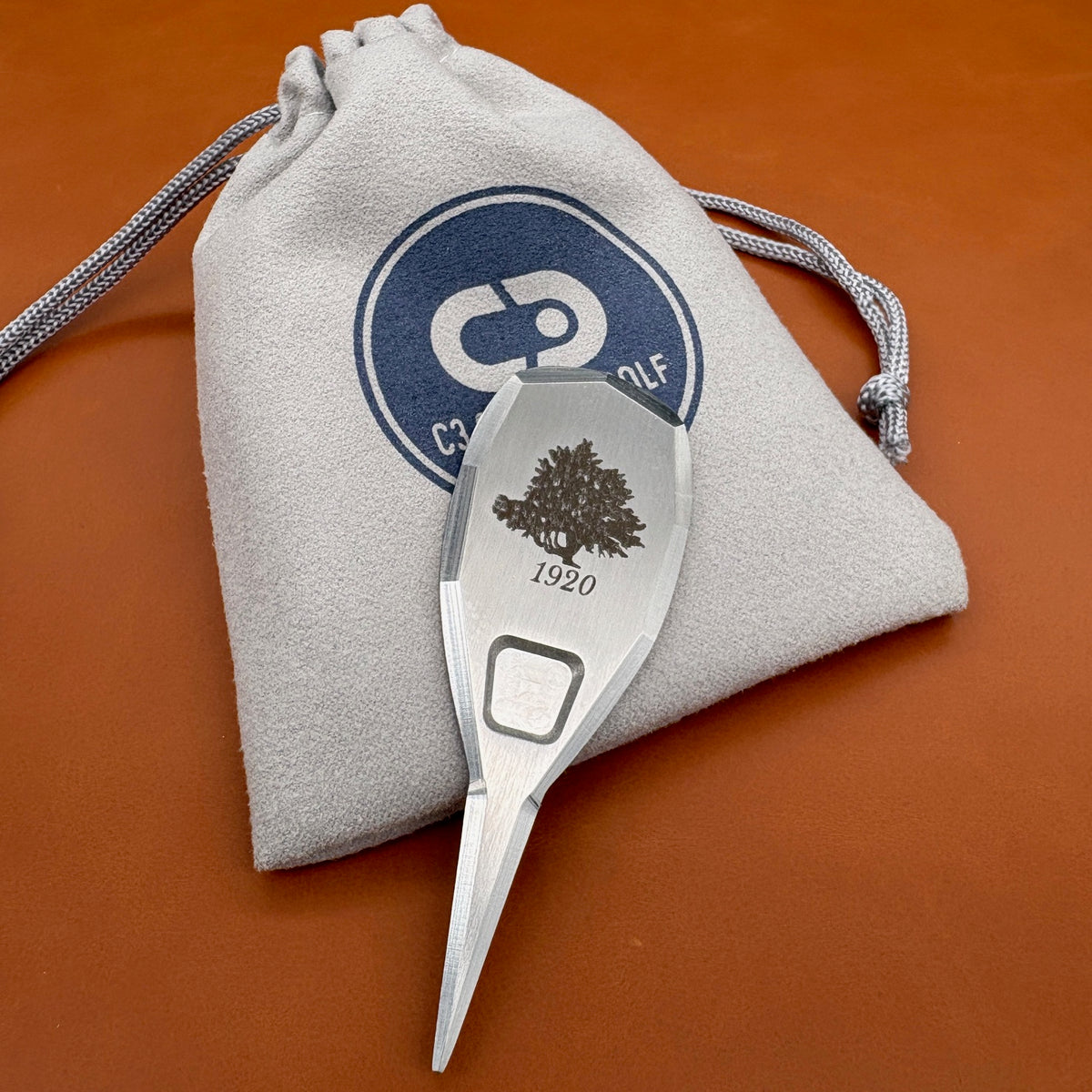 Ross Edge Single Prong Divot Repair Tool