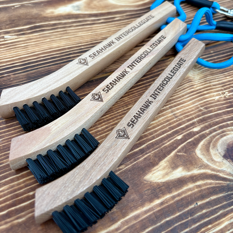 Hickory Club Brush