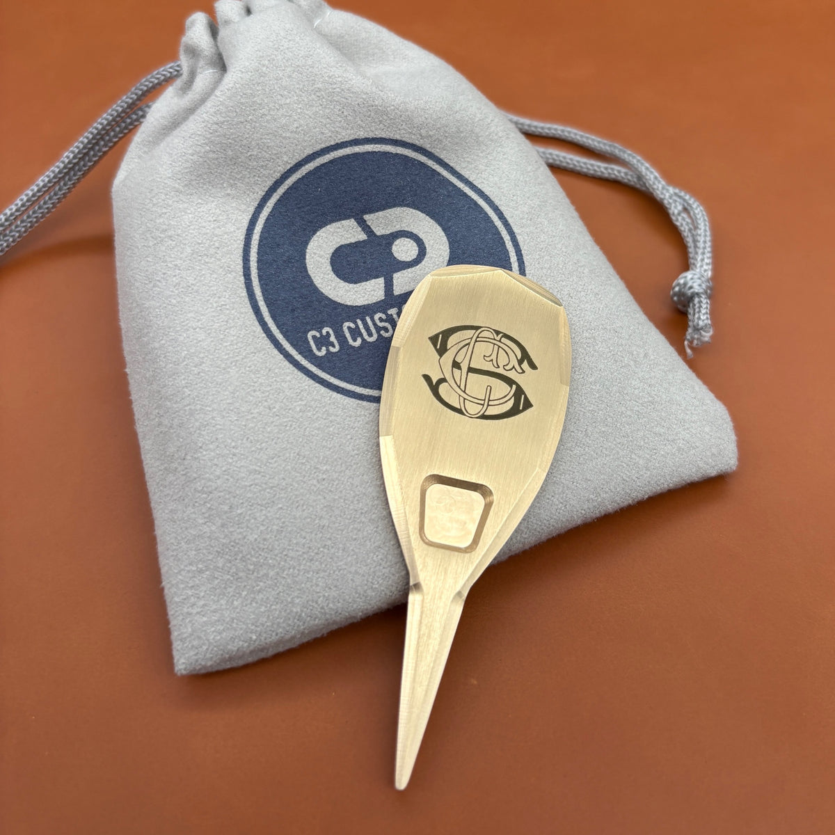 Ross Edge Single Prong Divot Repair Tool
